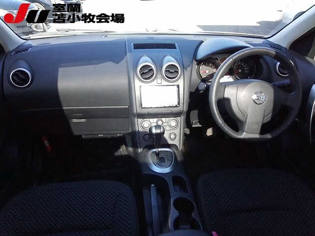 NISSAN DUALIS