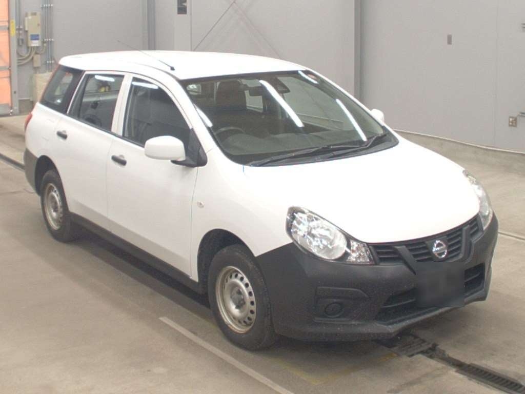 NISSAN AD