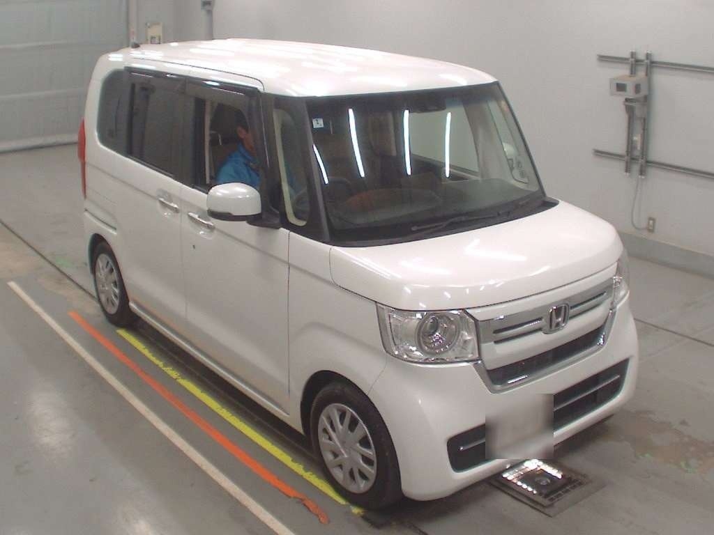 HONDA N-BOX