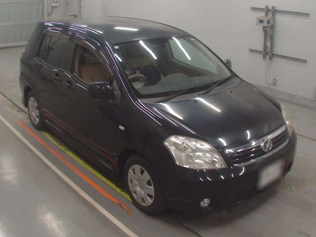 TOYOTA RAUM