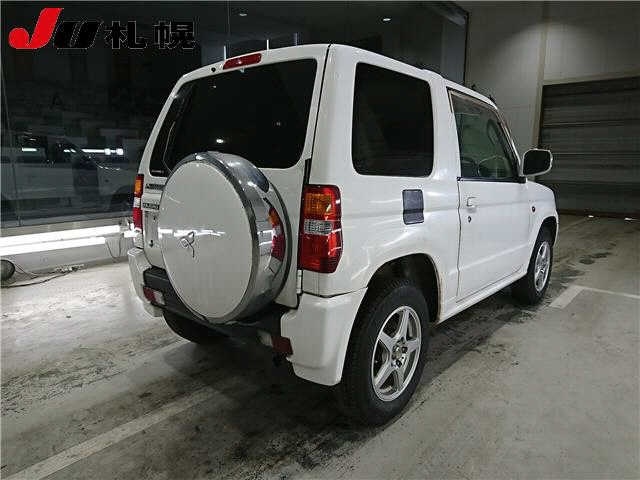 MITSUBISHI PAJERO MINI