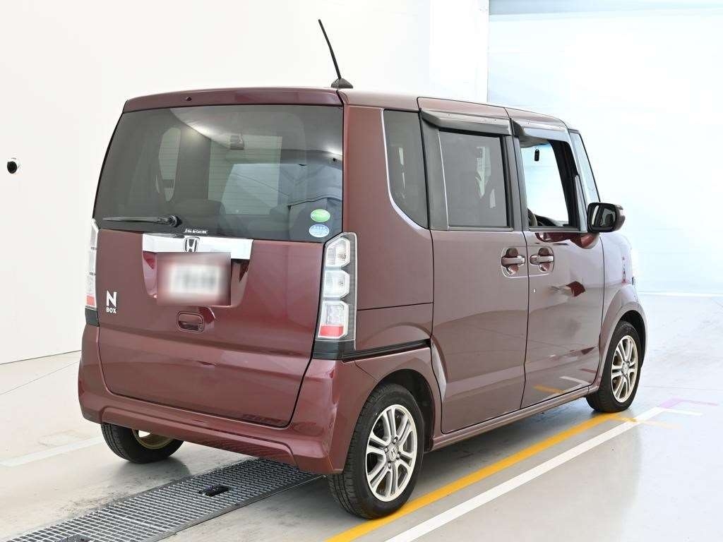 HONDA N-BOX