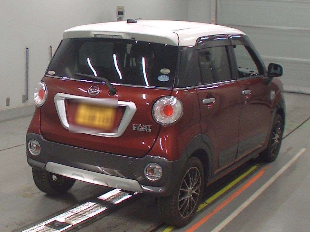 DAIHATSU CAST