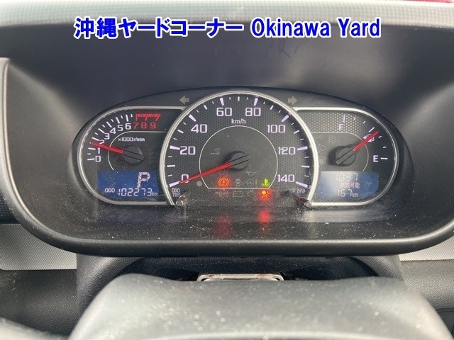 TOYOTA PIXIS SPACE