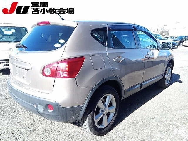 NISSAN DUALIS