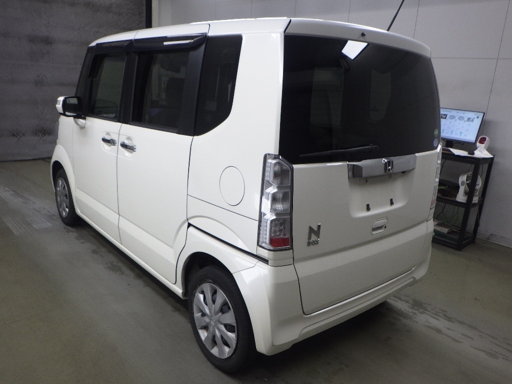 HONDA N-BOX
