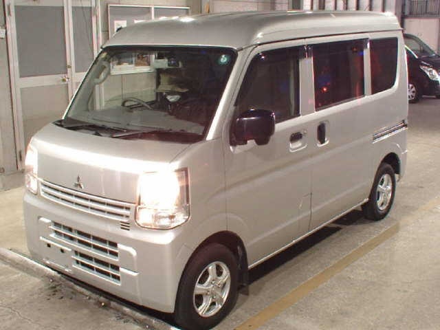 MITSUBISHI MINICAB