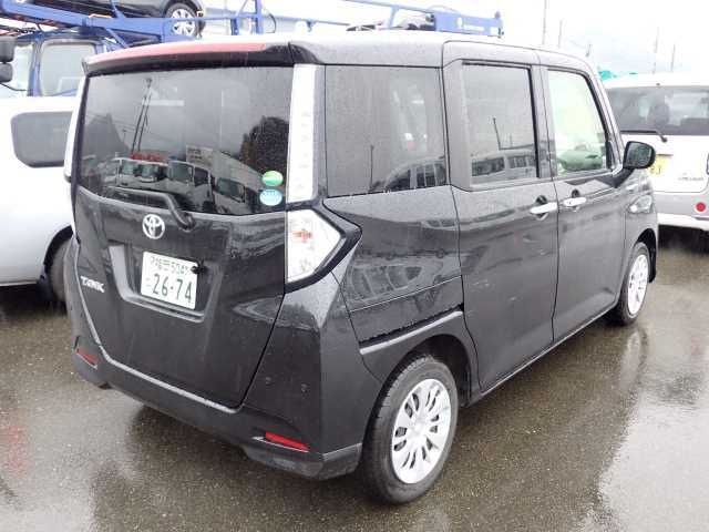TOYOTA TANK
