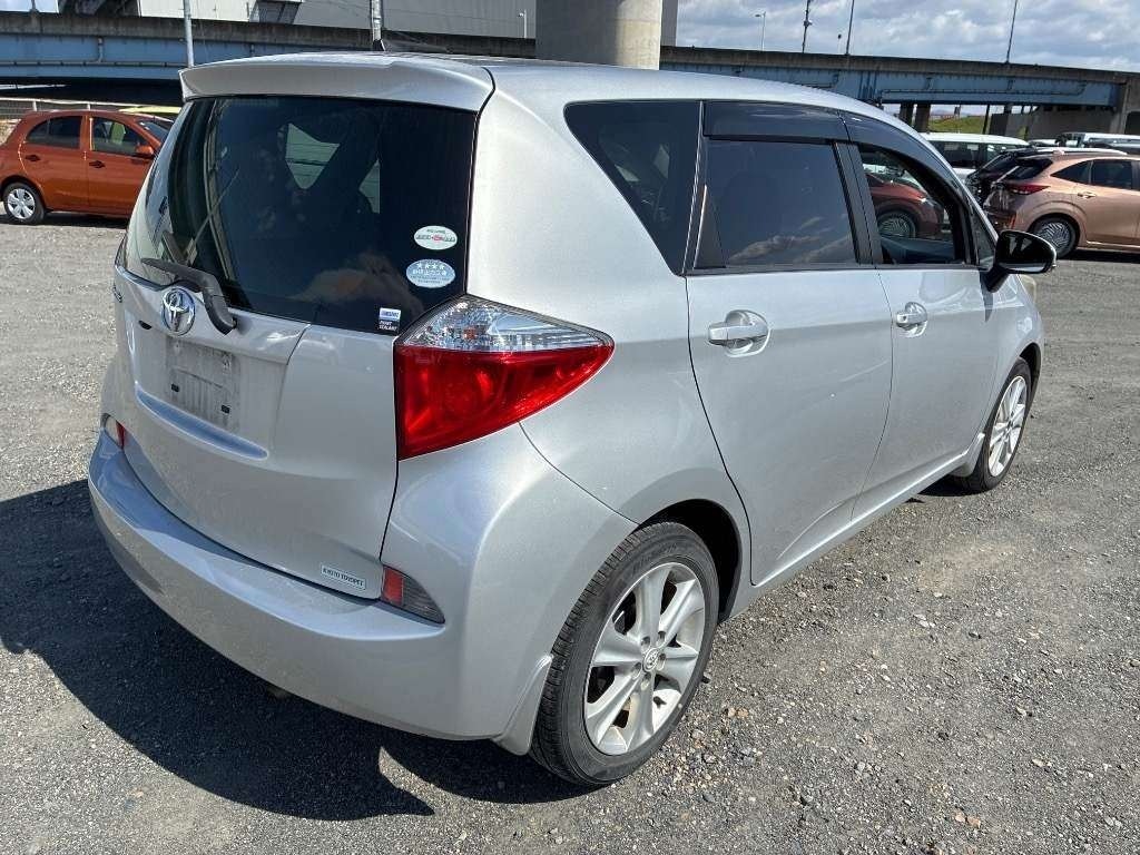 TOYOTA RACTIS