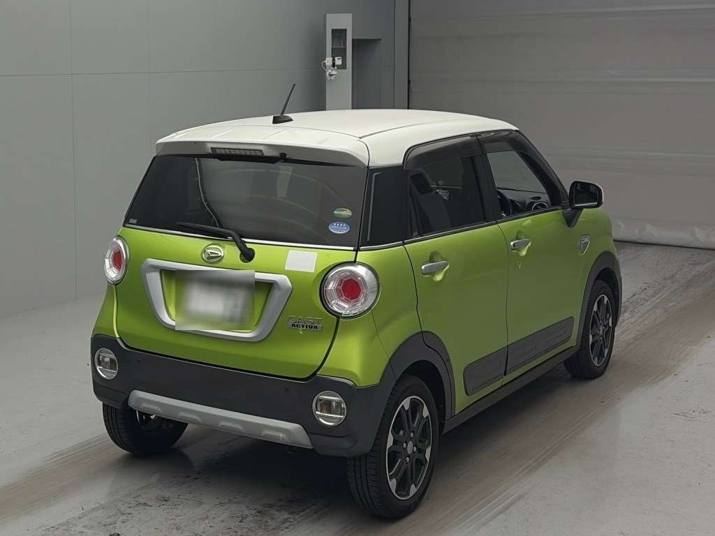 DAIHATSU CAST