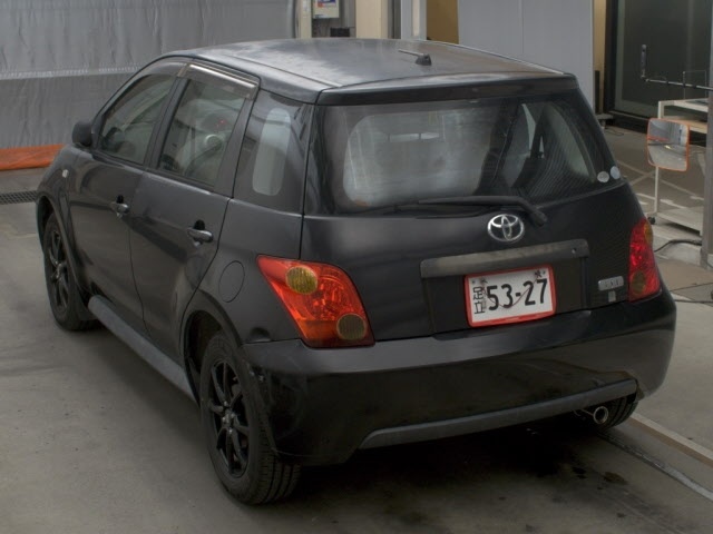 TOYOTA IST