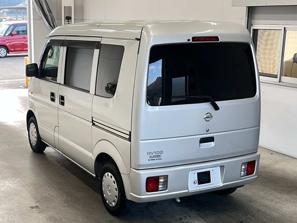 NISSAN NV100 CLIPPER