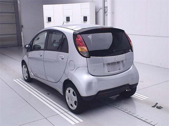 MITSUBISHI I