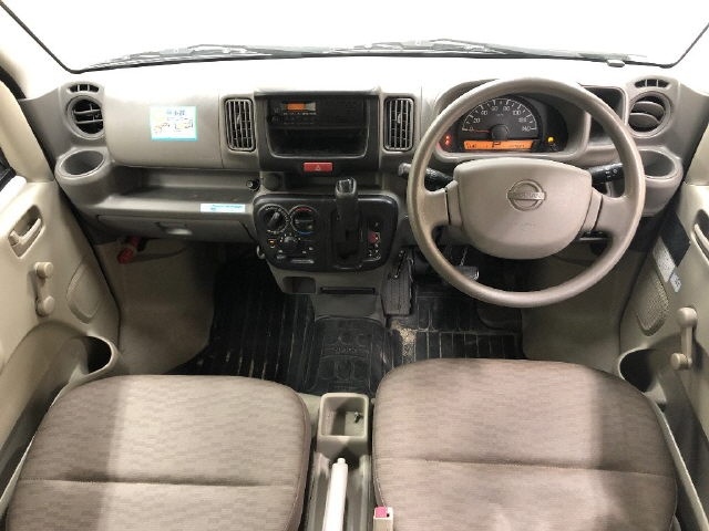 NISSAN NV100 CLIPPER