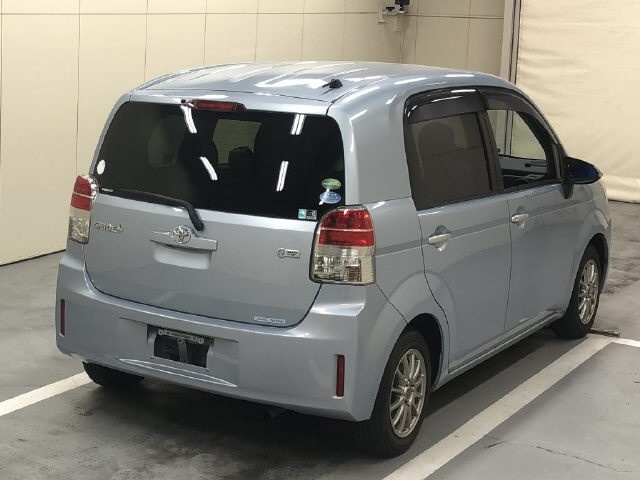 TOYOTA SPADE