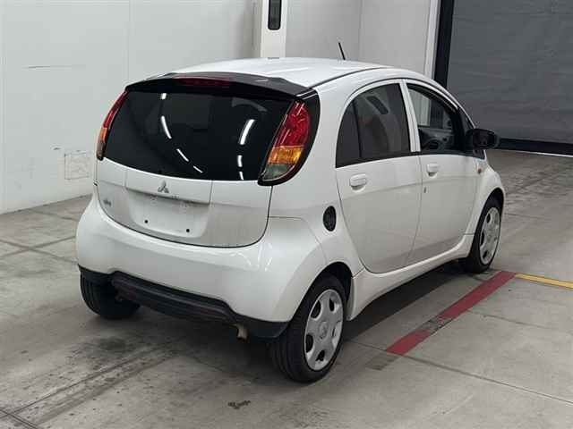 MITSUBISHI I