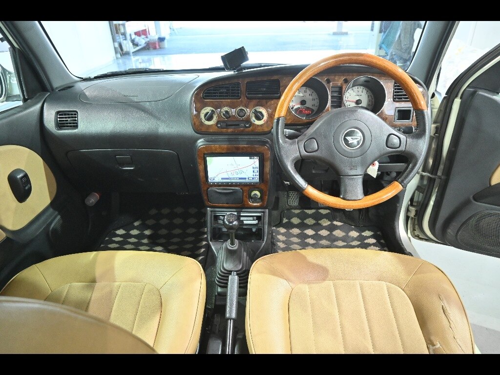 DAIHATSU MIRA