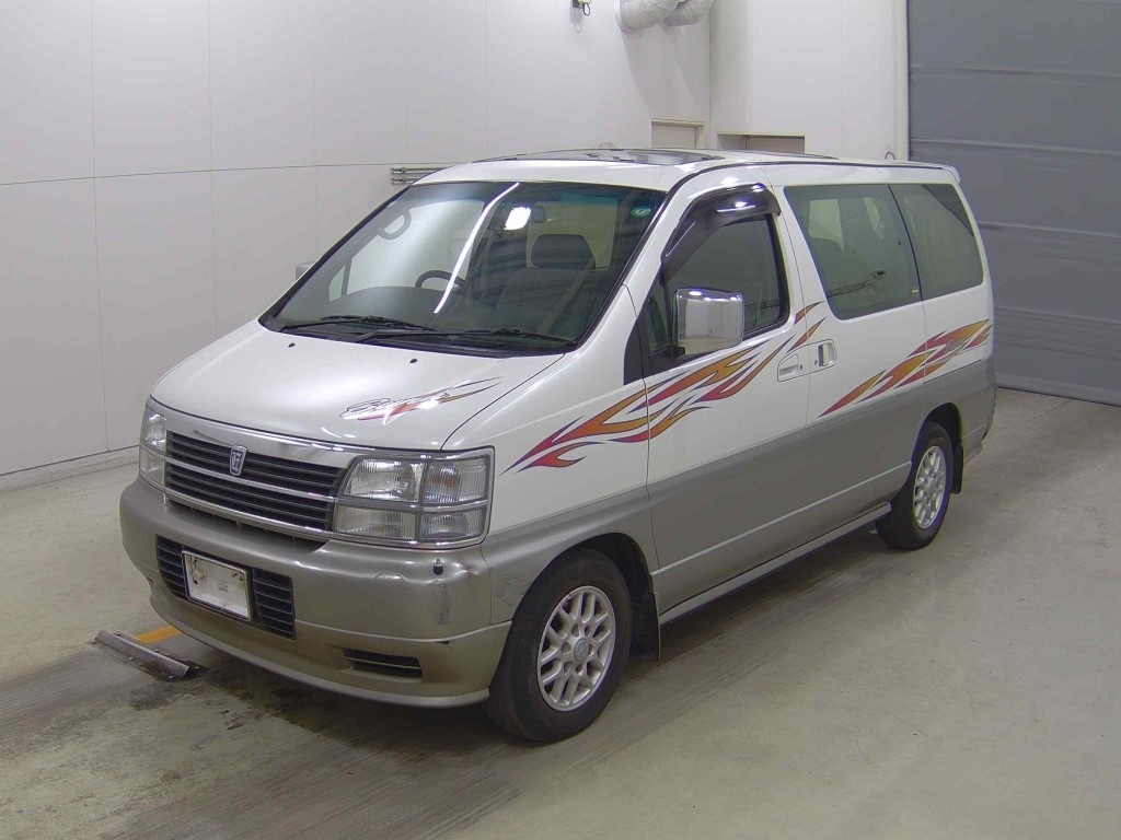 NISSAN ELGRAND