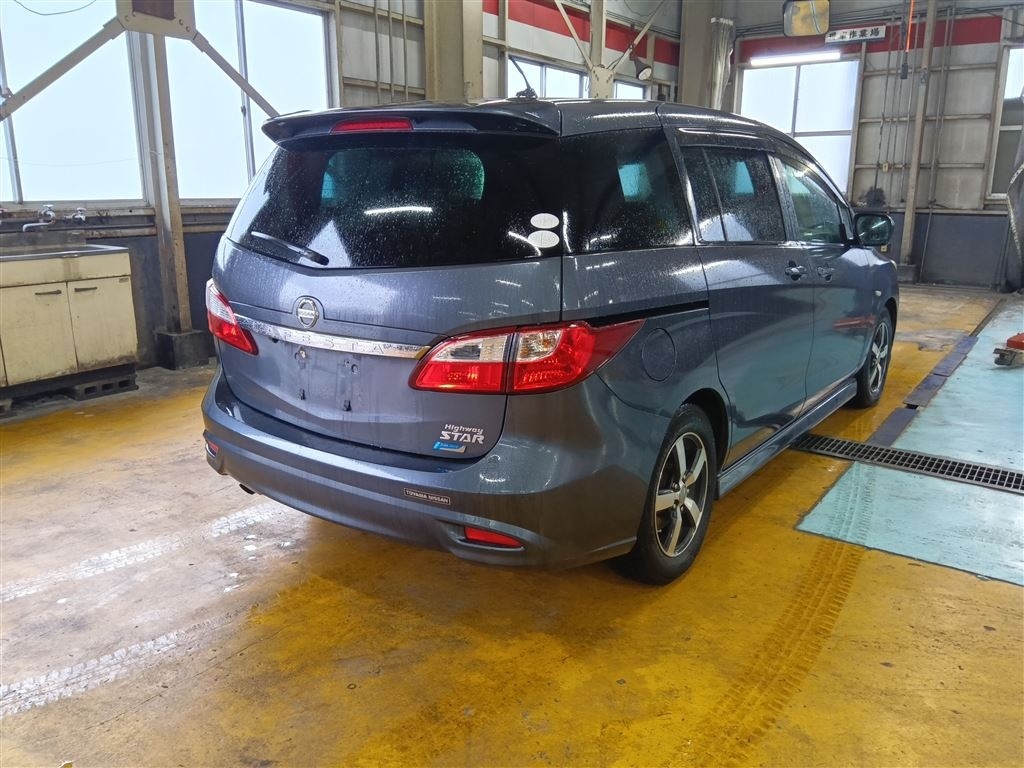 NISSAN LAFESTA