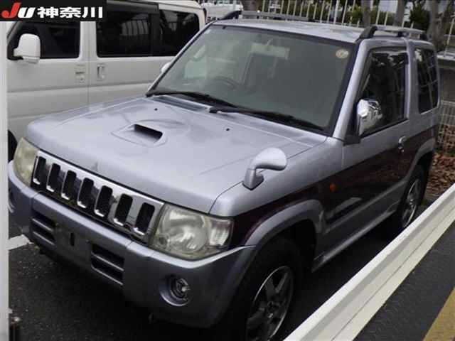 MITSUBISHI PAJERO MINI