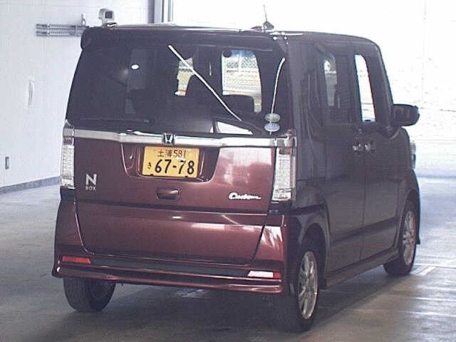 HONDA N-BOX