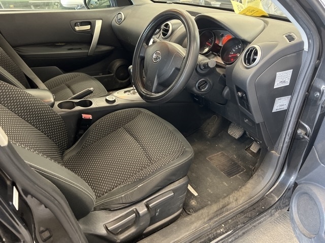 NISSAN DUALIS