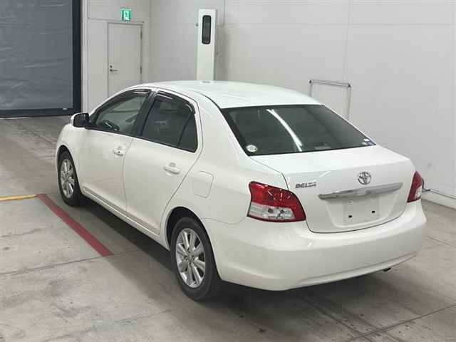 TOYOTA BELTA