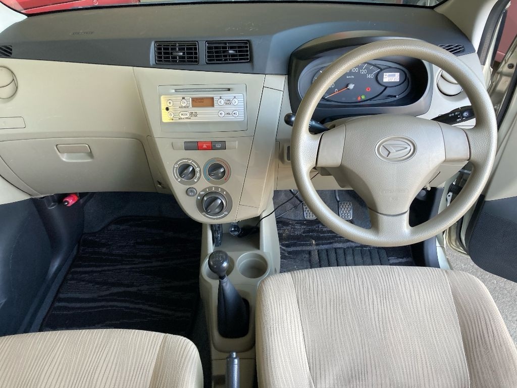 DAIHATSU MIRA