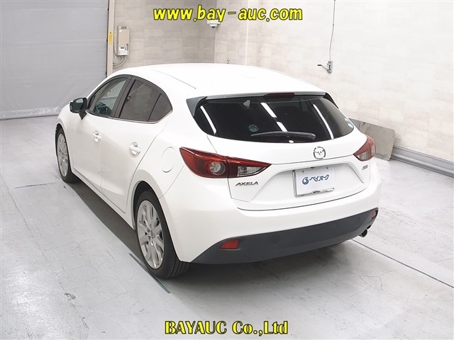 MAZDA AXELA
