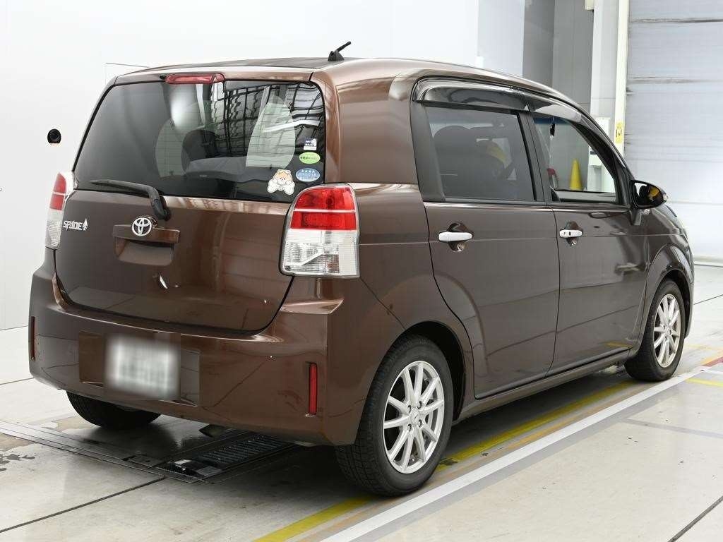 TOYOTA SPADE