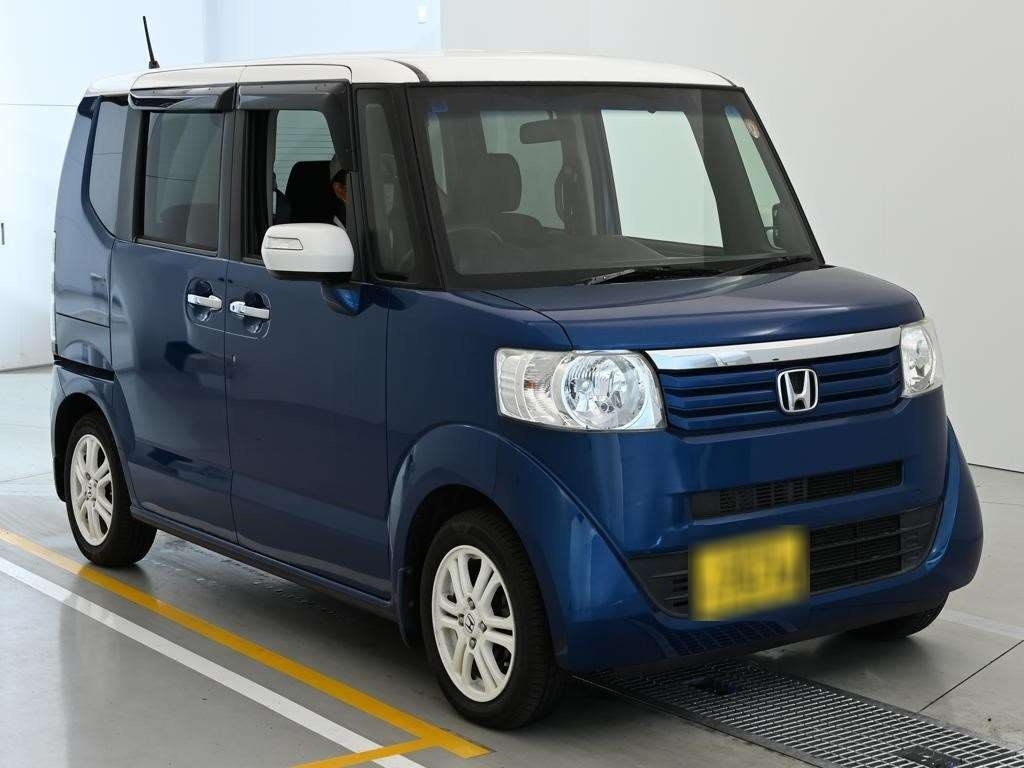 HONDA N-BOX