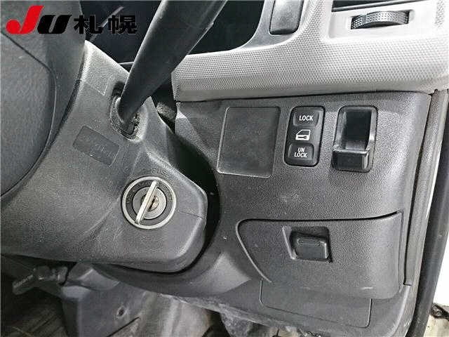 TOYOTA REGIUS ACE