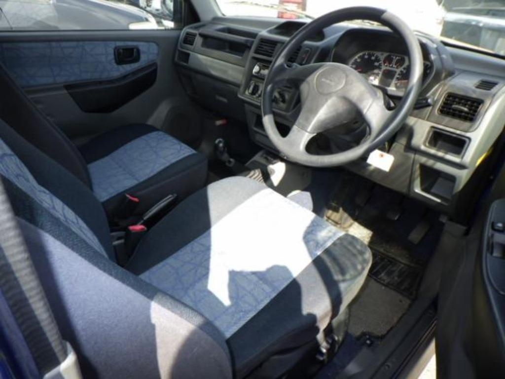 MITSUBISHI PAJERO MINI
