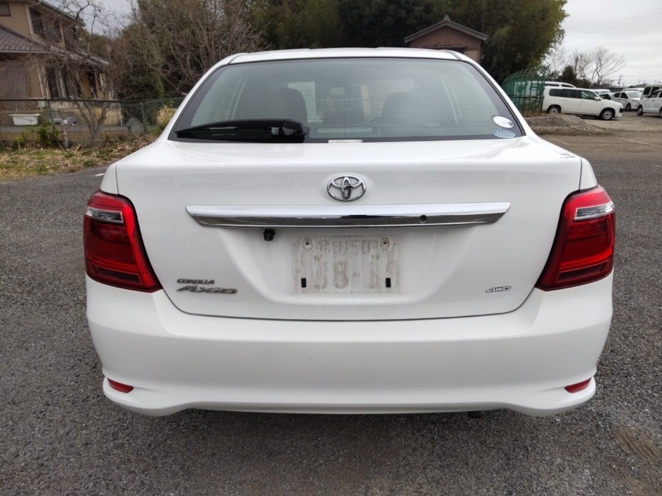 TOYOTA COROLLA AXIO
