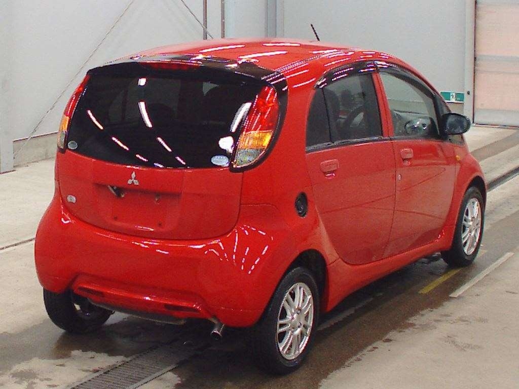 MITSUBISHI I