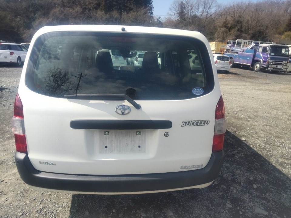 TOYOTA PROBOX