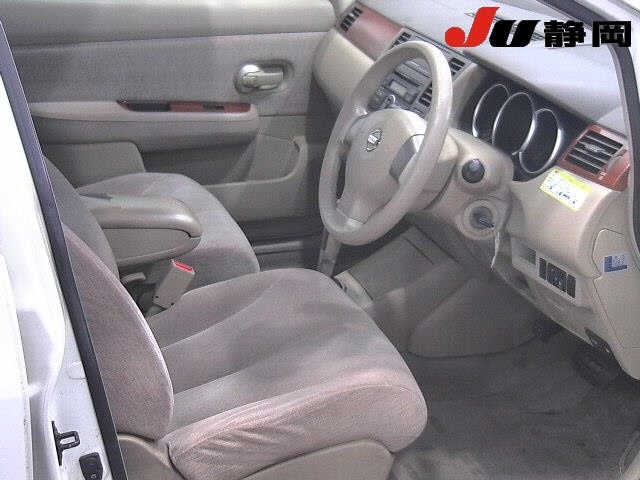 NISSAN TIIDA LATIO