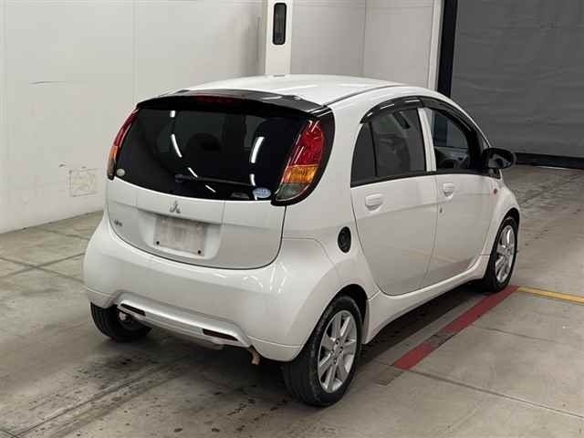 MITSUBISHI I