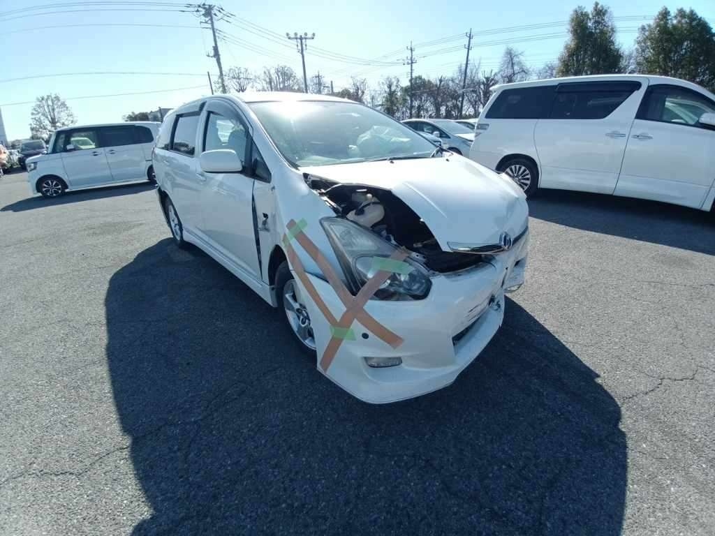 TOYOTA WISH