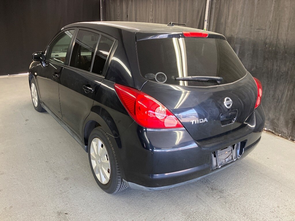 NISSAN TIIDA