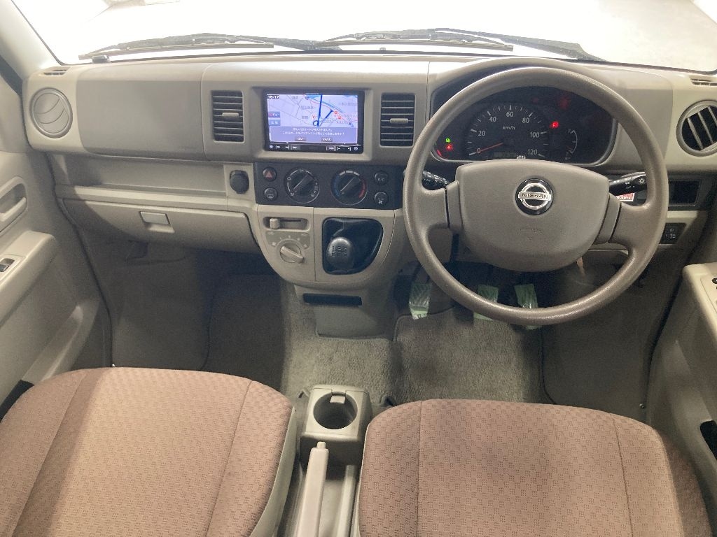 NISSAN NV100 CLIPPER
