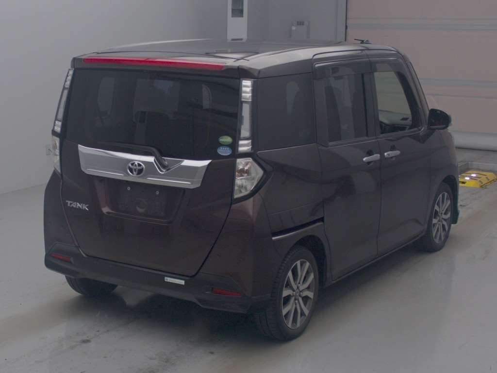 TOYOTA TANK