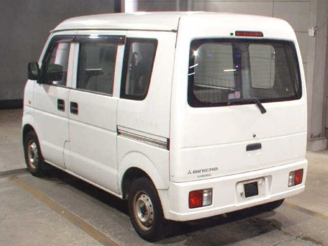 MITSUBISHI MINICAB