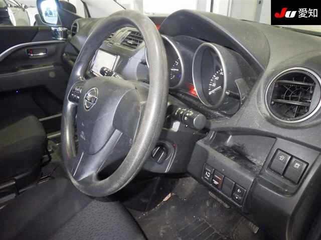 NISSAN LAFESTA
