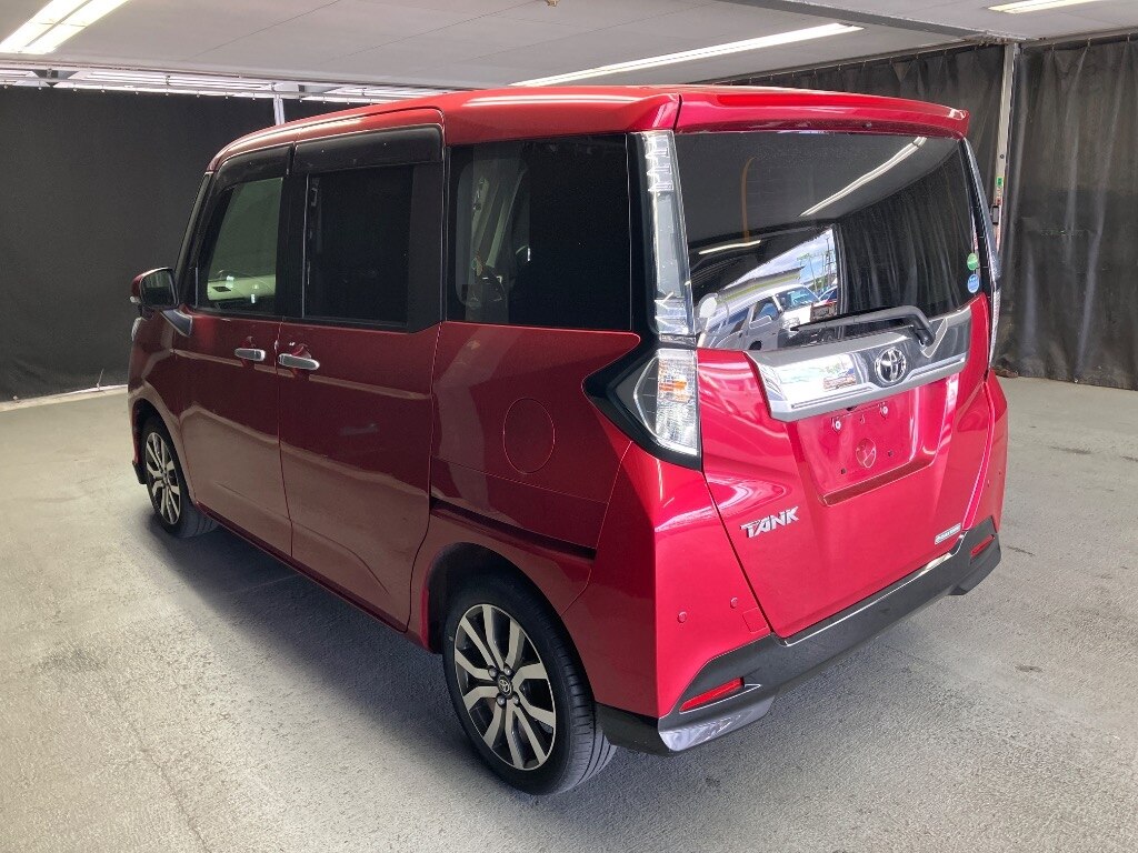 TOYOTA TANK