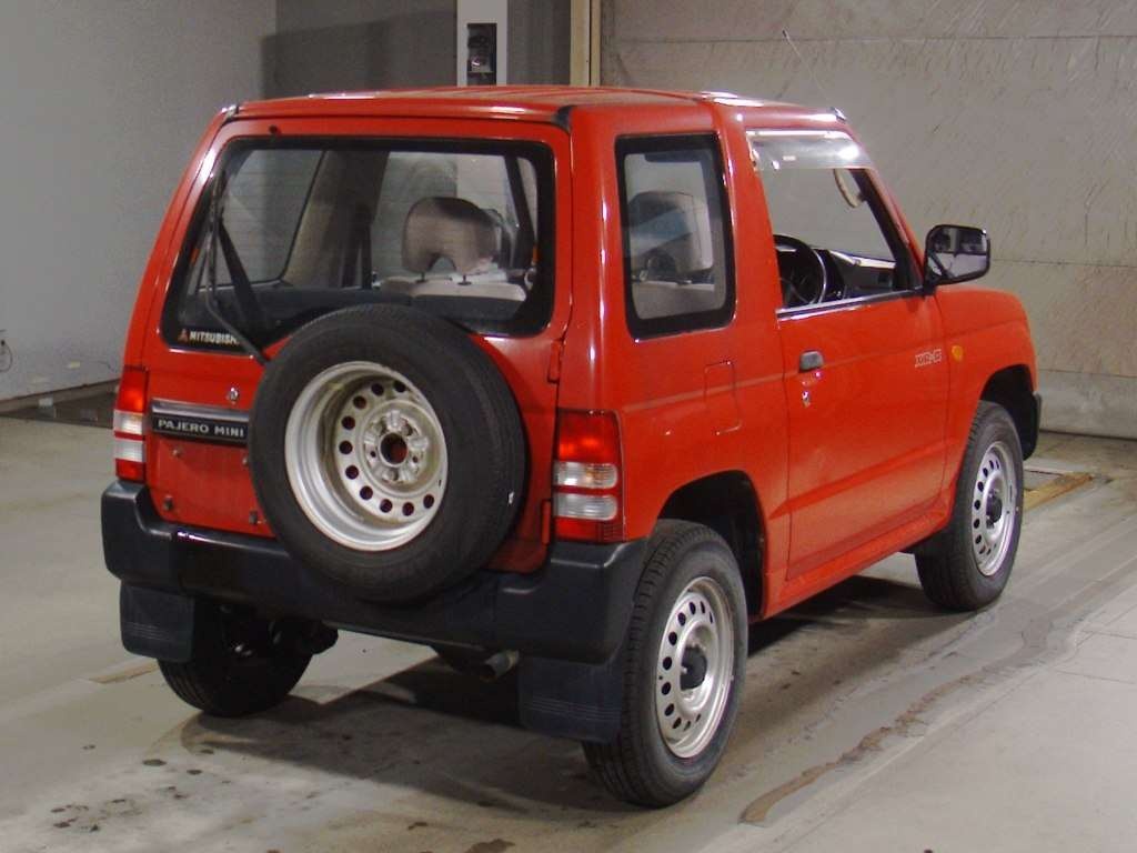 MITSUBISHI PAJERO MINI