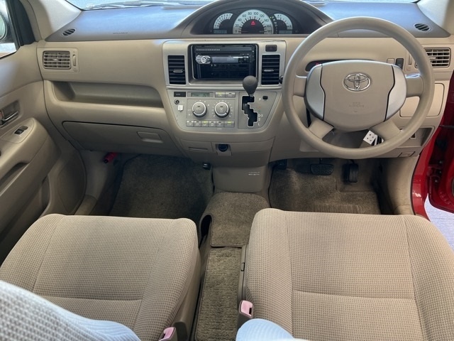 TOYOTA RAUM