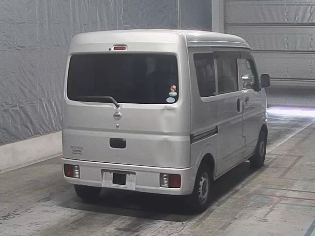NISSAN NV100 CLIPPER