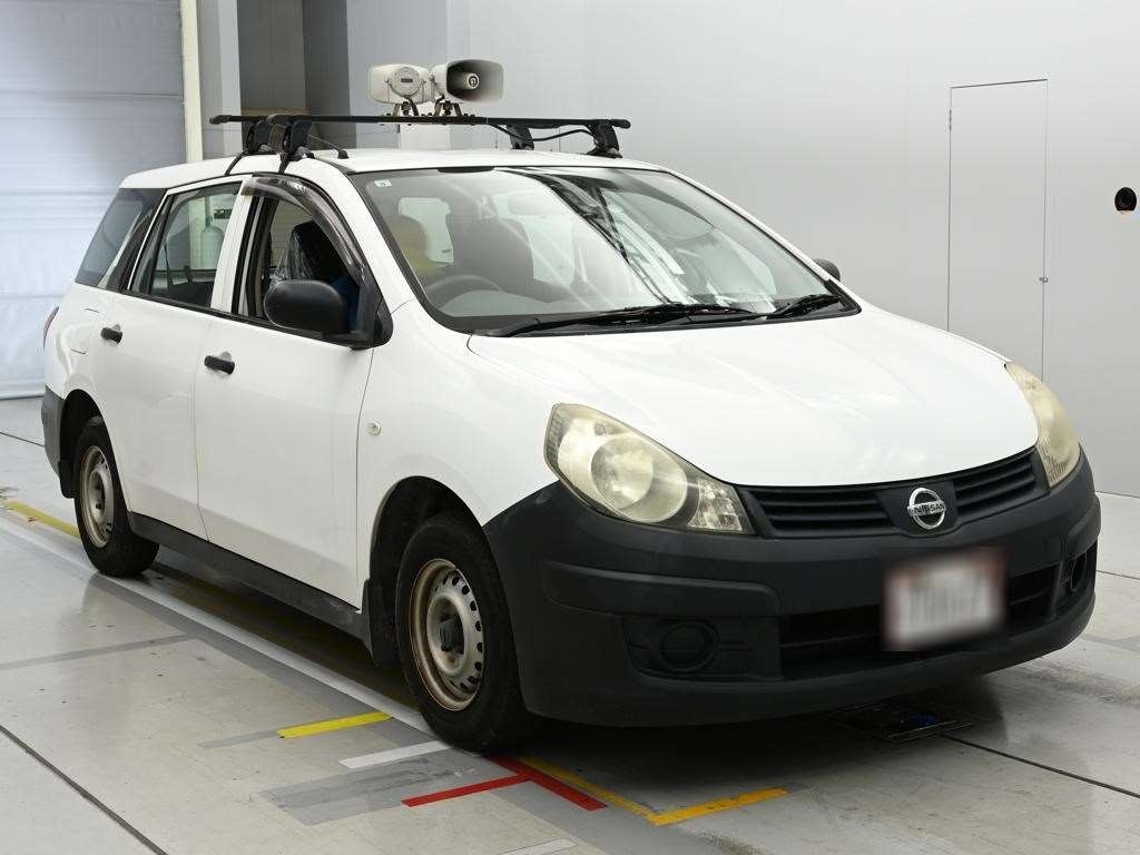 NISSAN AD