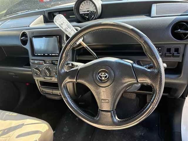 TOYOTA BB